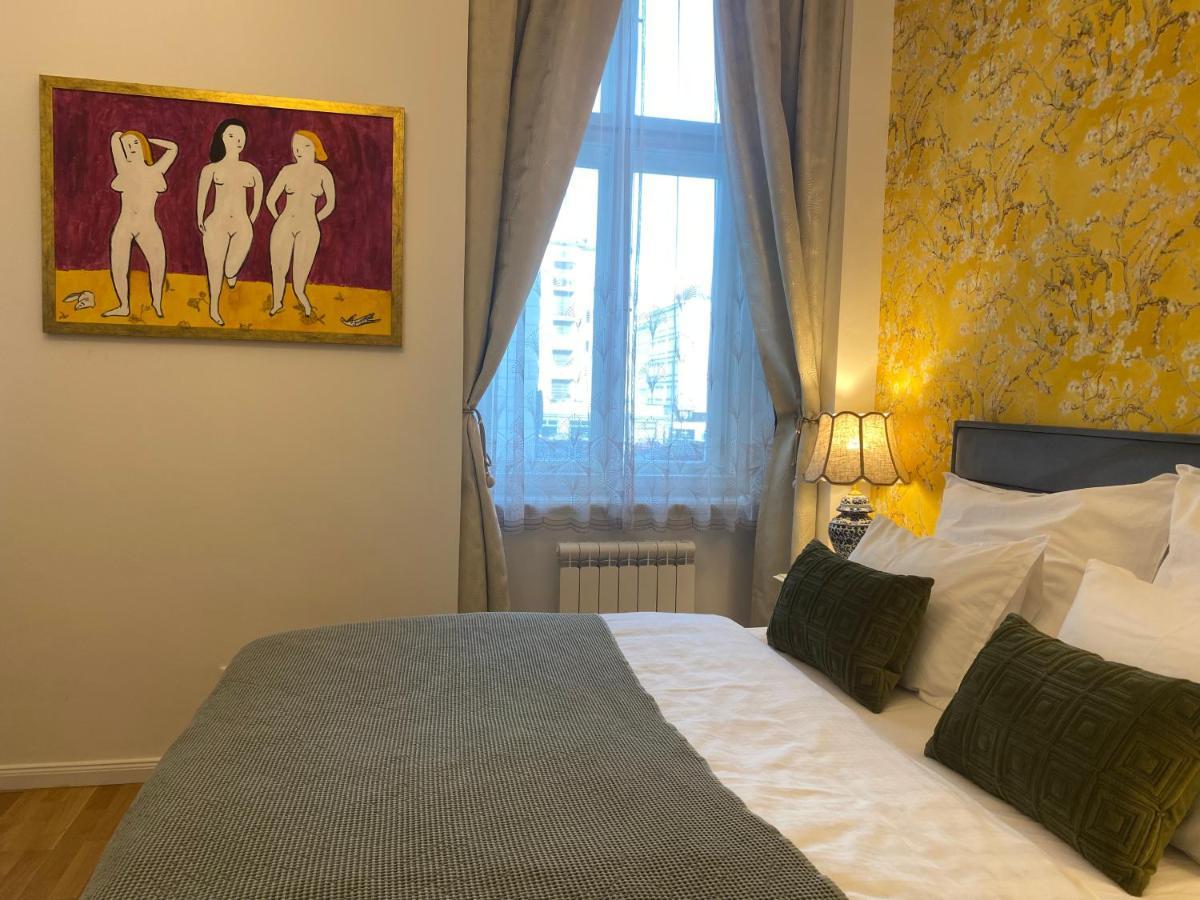 Nana Flat Apartament *